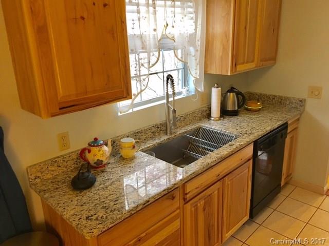 8 Rocking Porch Road, Unit 8 Asheville, NC 28805 - Photo 12 of 23 Gallery Image 12