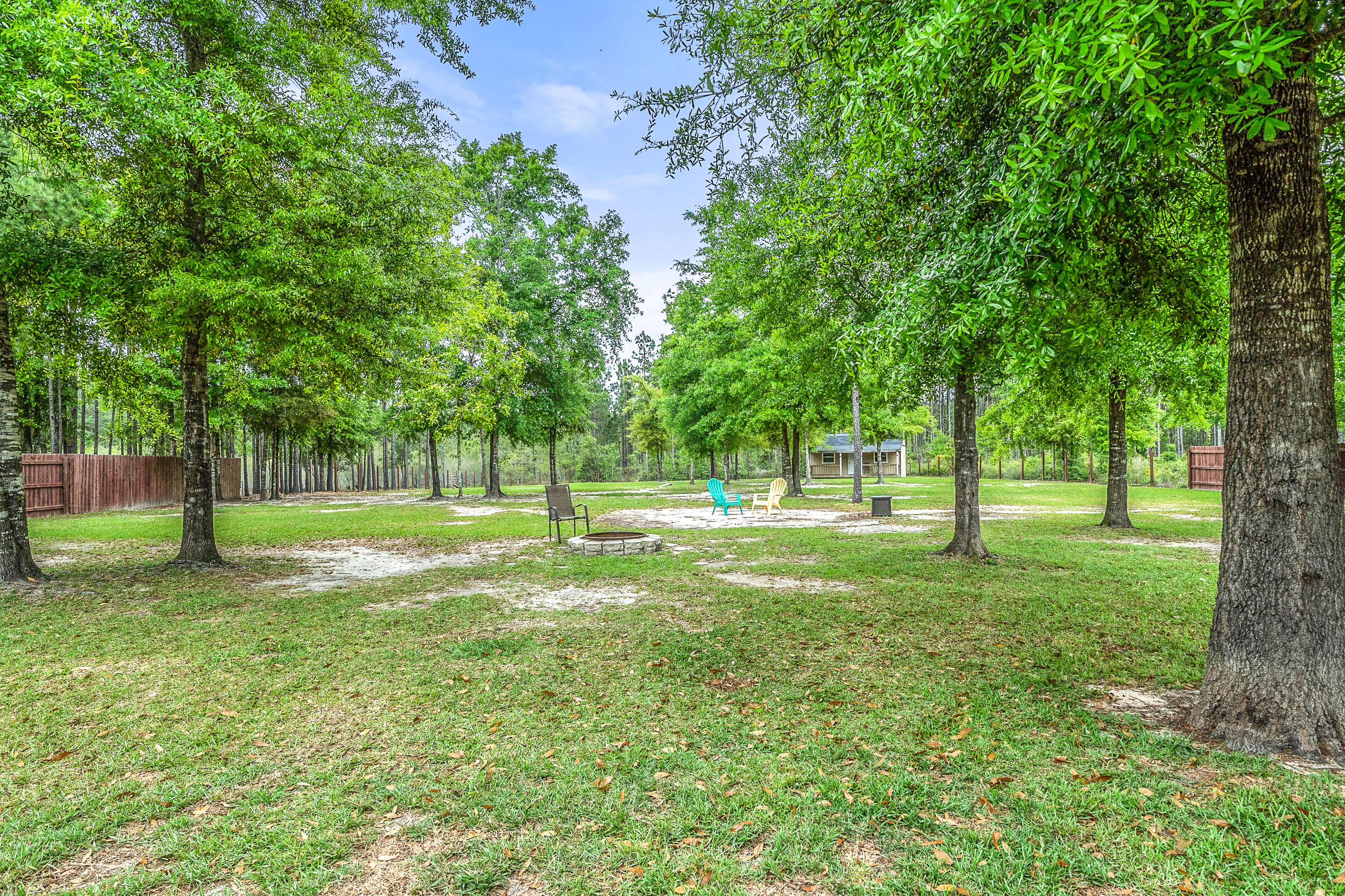 10140 Nichols Lake Road Milton, FL 32583 - Photo 34 of 41 Backyard