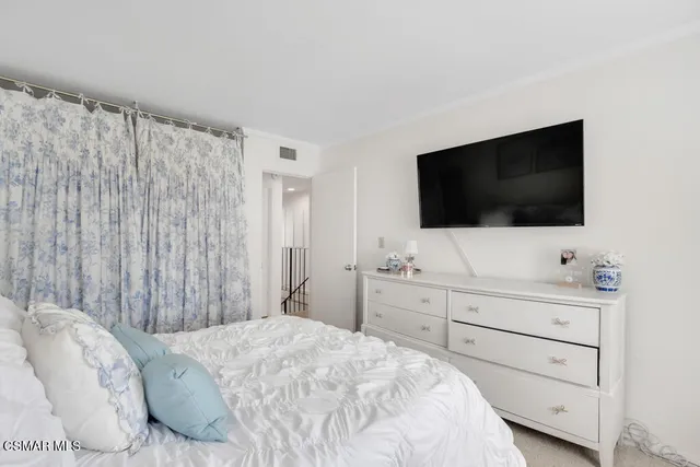 $1,075,000 | 1218 South Westlake Boulevard, Unit A, Westlake Village, CA 91361