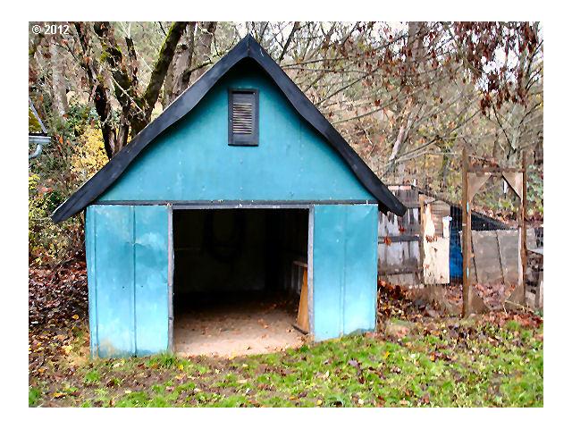693 Dry Creek Road Mosier, OR 97040 - Photo 6 of 16 Gallery Image 6
