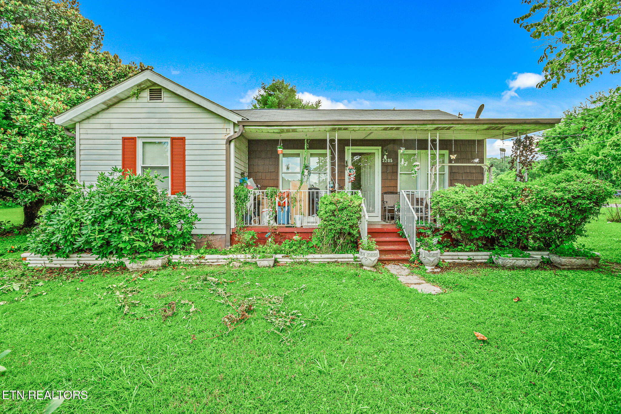 2205 Shipetown Road Mascot, TN 37806 - Photo 1 of 28 DSC00347