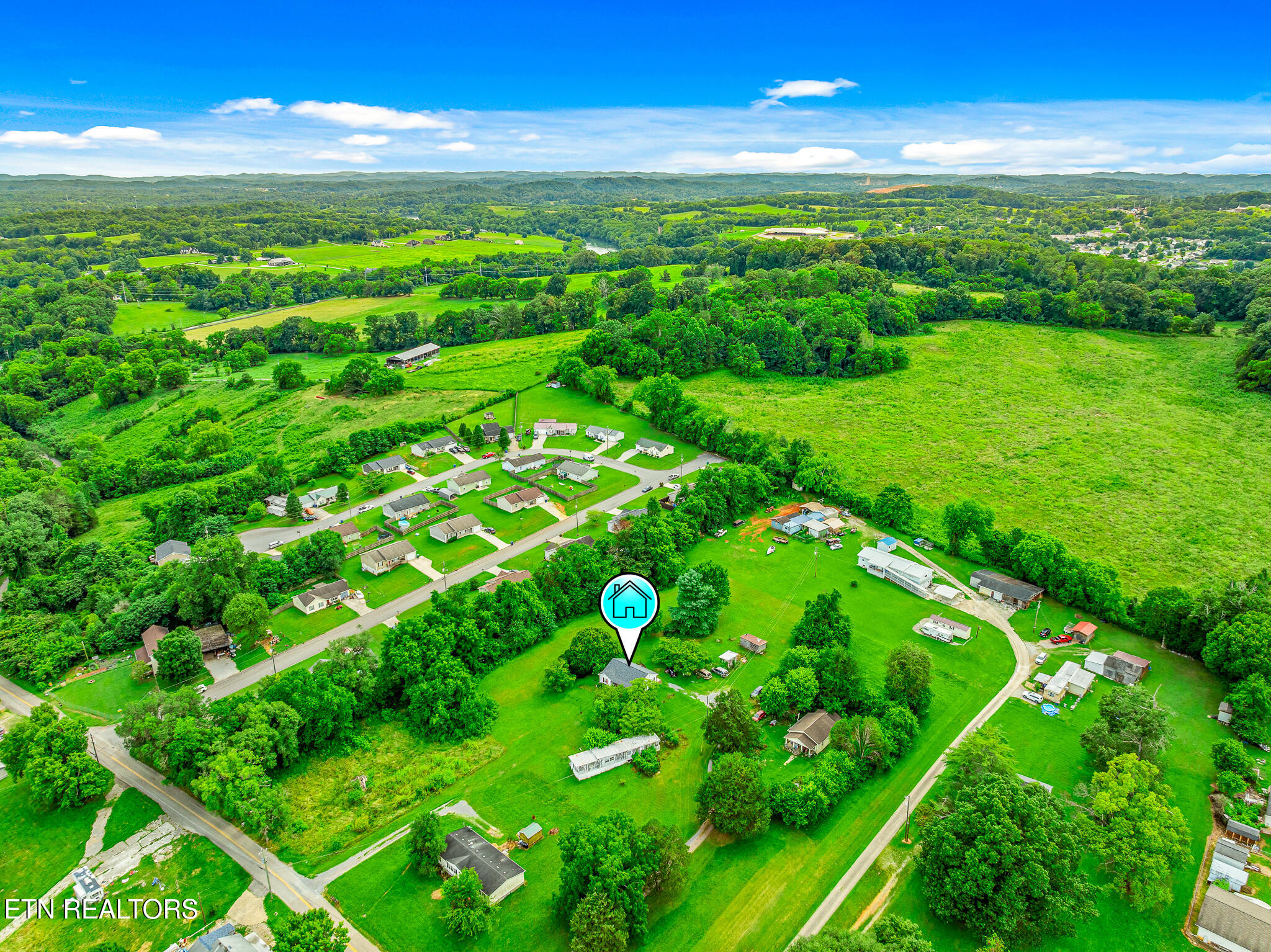 2205 Shipetown Road Mascot, TN 37806 - Photo 26 of 28 DJI_0618 M