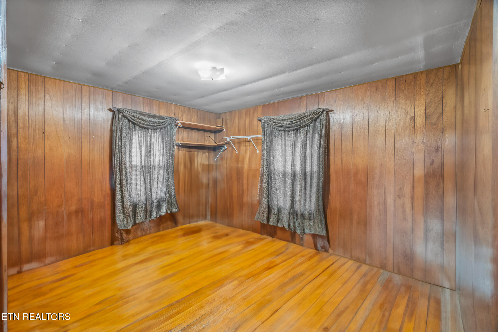 2205 Shipetown Road Mascot, TN 37806 - Photo 5 of 28 DSC00393