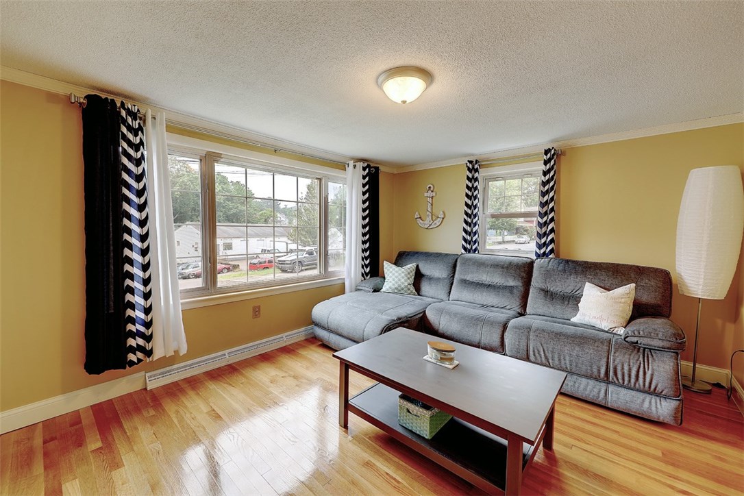 55 Roberta Avenue Woonsocket, RI 02895 - Photo 3 of 35 Gallery Image 3