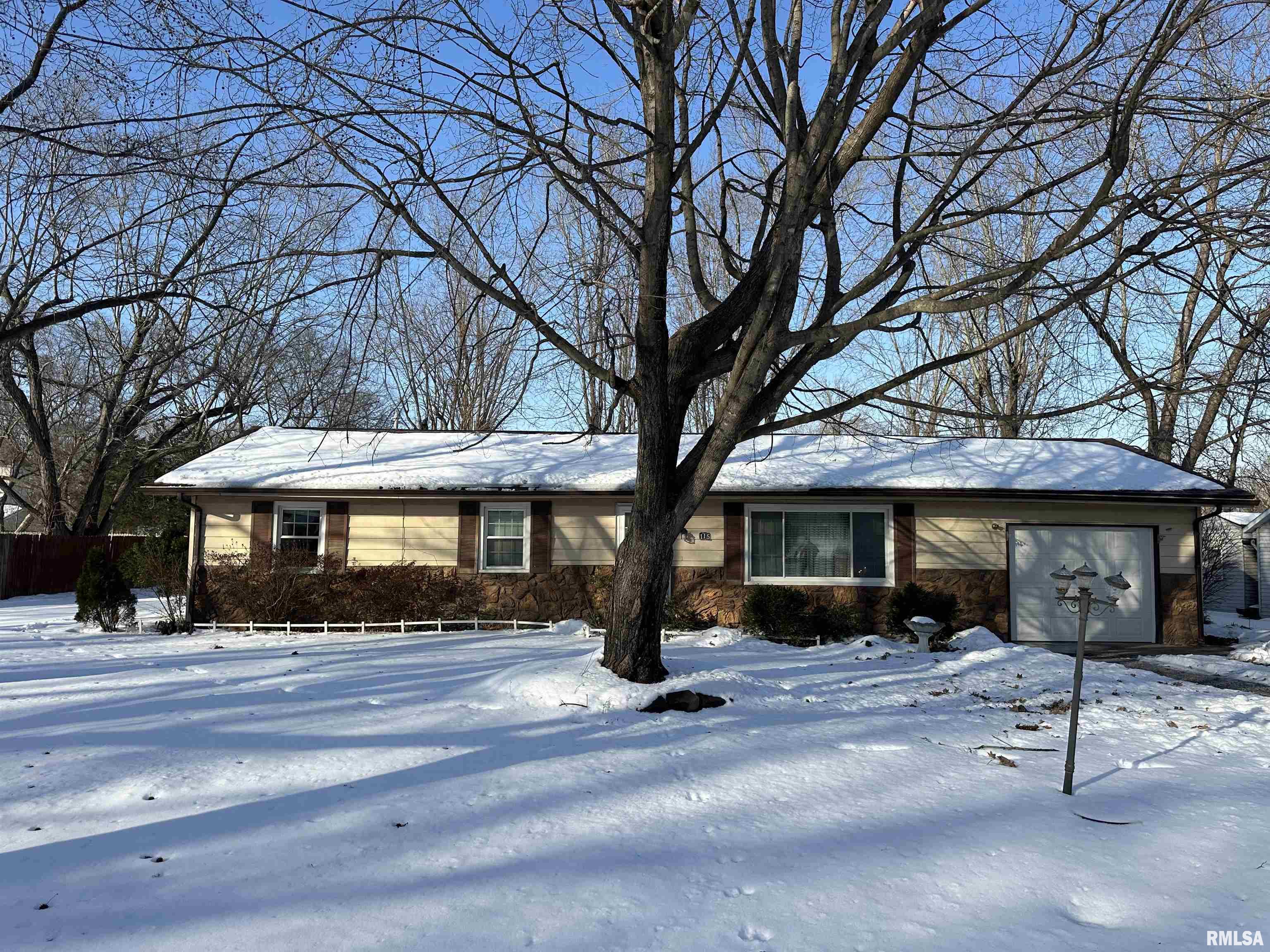 115 Janet Lane Murphysboro, IL 62966 - Photo 1 of 14