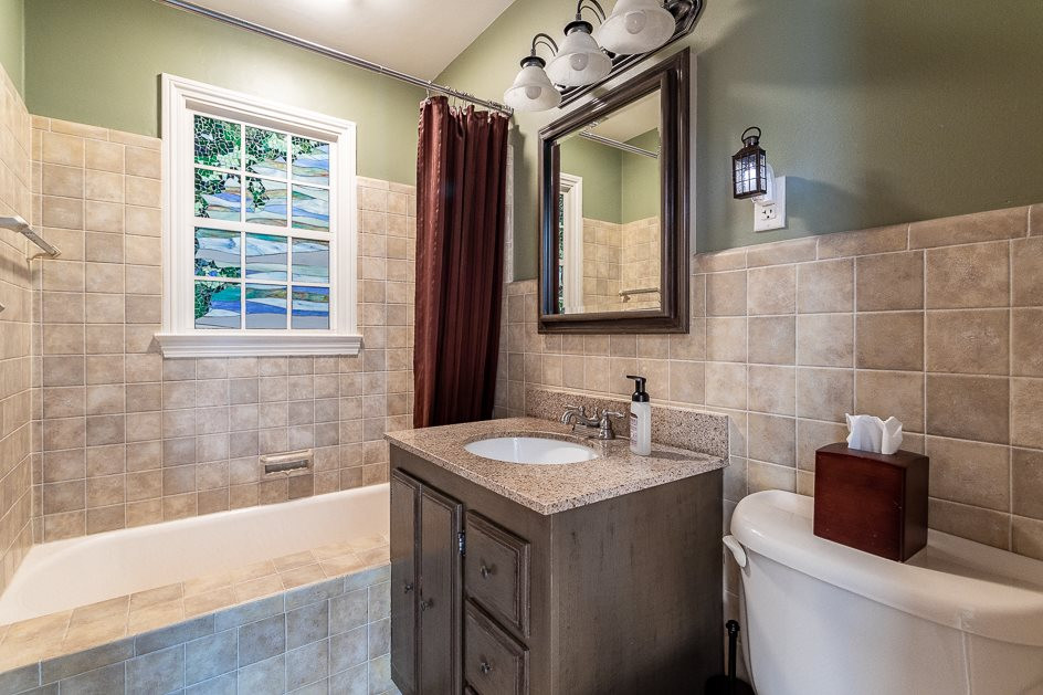 3526 Coolidge Road Jackson, MI 49203 - Photo 17 of 37 Photo 17