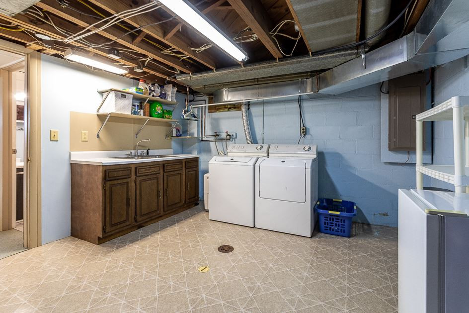 3526 Coolidge Road Jackson, MI 49203 - Photo 32 of 37 Photo 32
