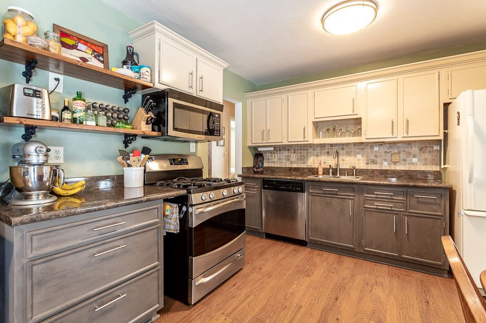 3526 Coolidge Road Jackson, MI 49203 - Photo 9 of 37 Photo 9