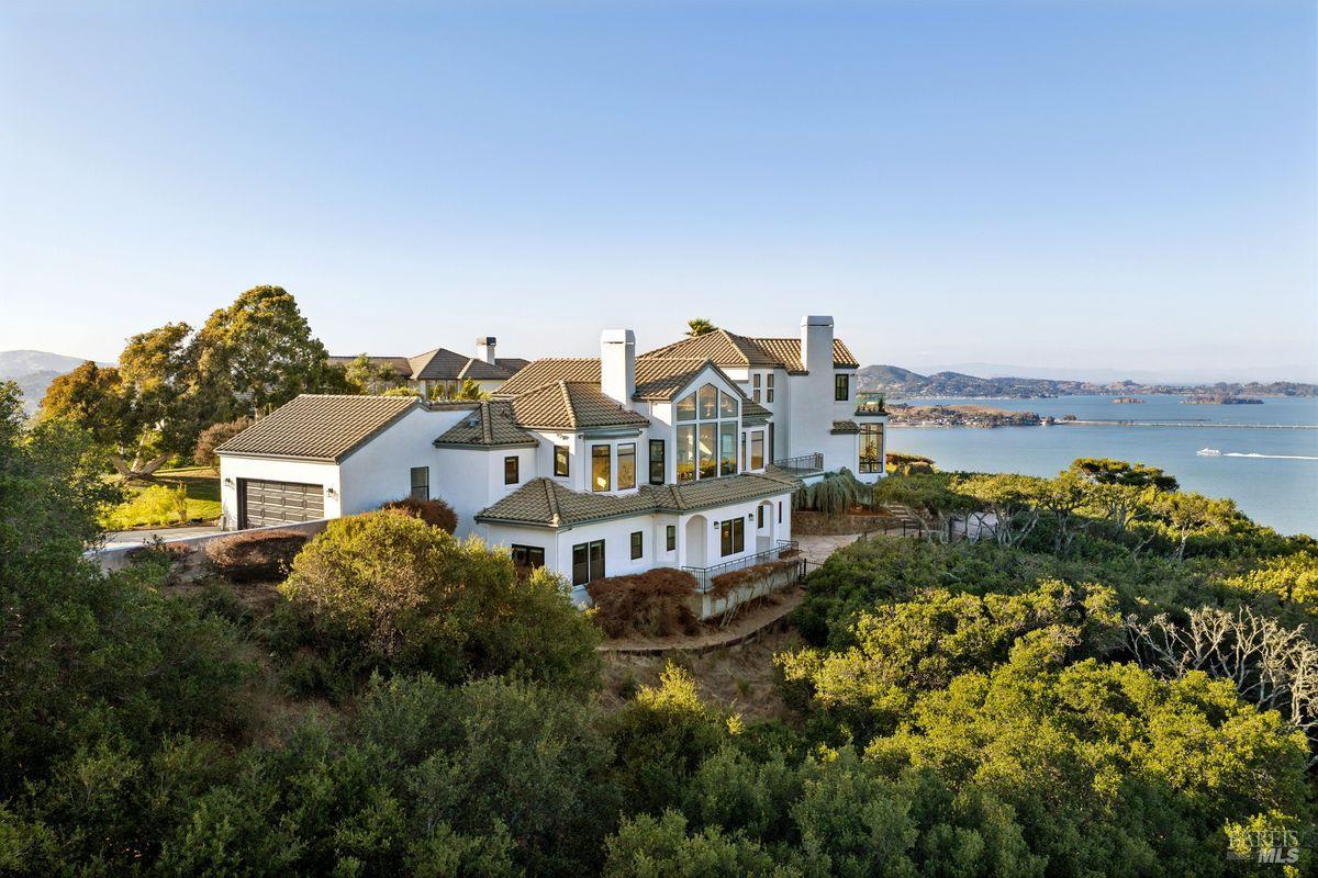207 Taylor Road Tiburon, CA 94920 - Photo 3 of 67 Gallery Image 3