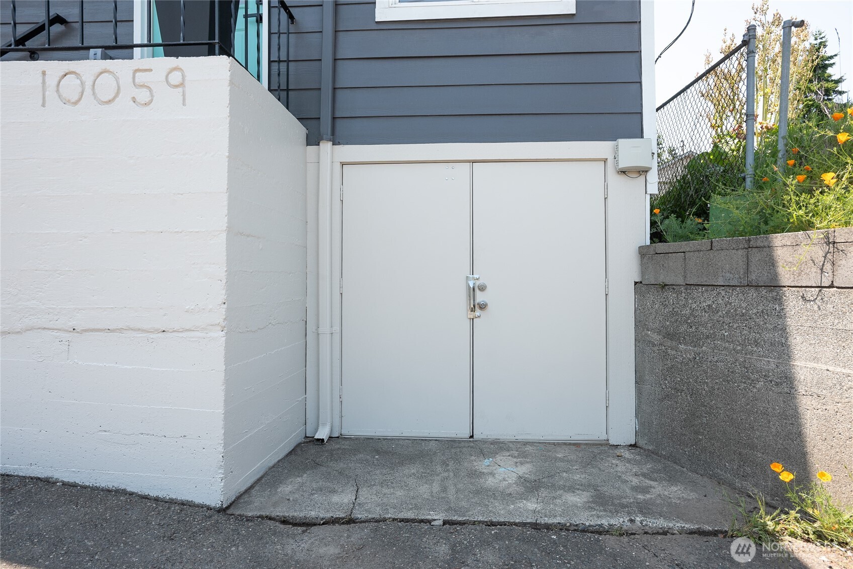 10059 8th Avenue Southwest Seattle, WA 98146 - Photo 19 of 24