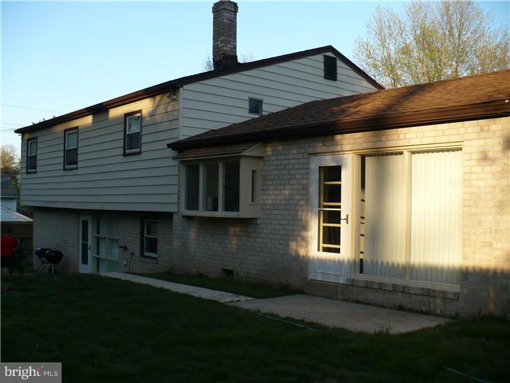 1778 Oakwynne Road Huntingdon Valley, PA 19006 - Photo 12 of 21 Exterior Back