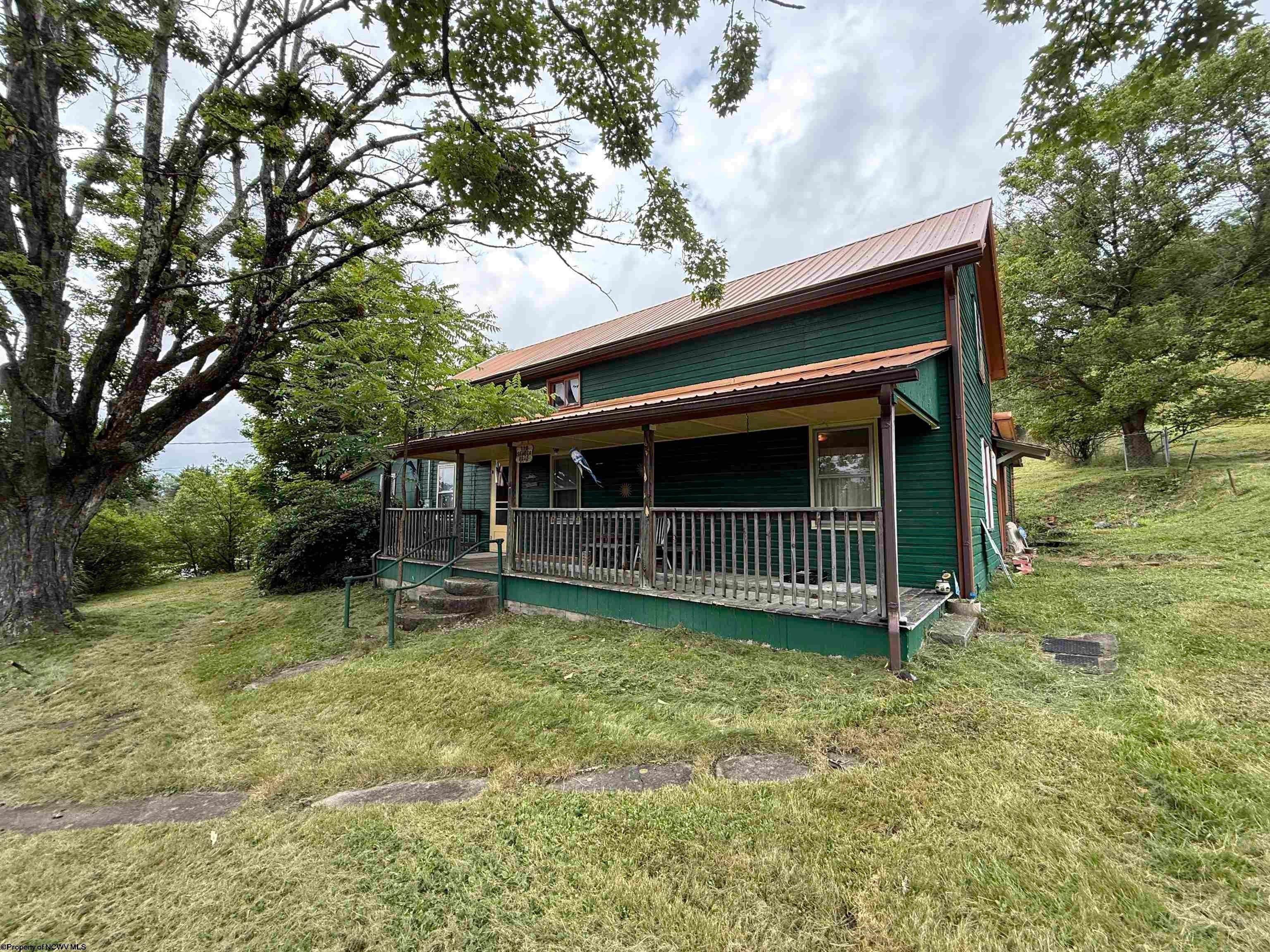 110 Seneca Road Elkins, WV 26241 - Photo 2 of 33 Gallery Image 2