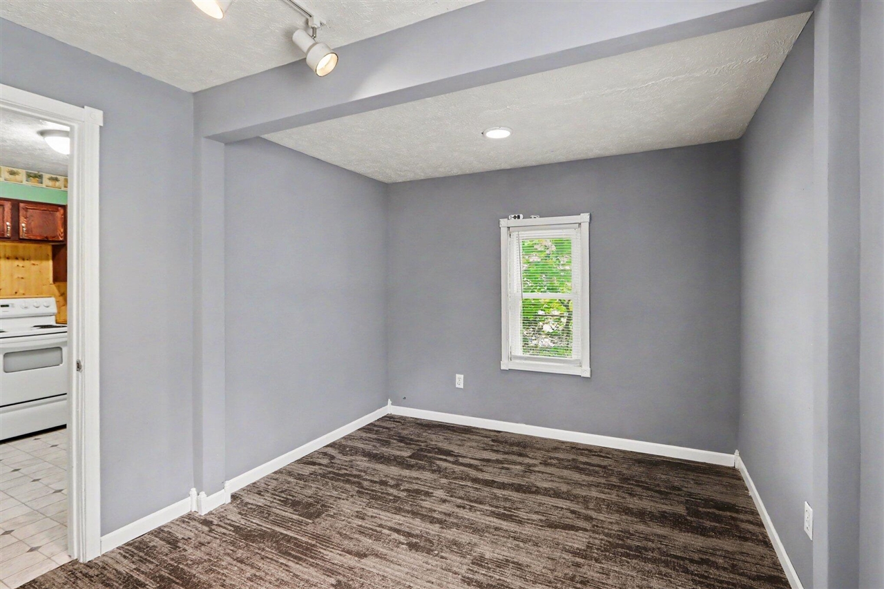 30 Ave B Springfield, MI 49037 - Photo 8 of 15
