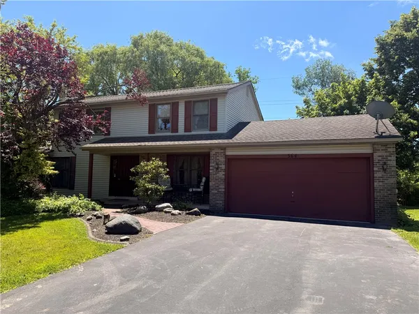 $274,900 | 364 Brush Creek Drive, Greece, NY 14612