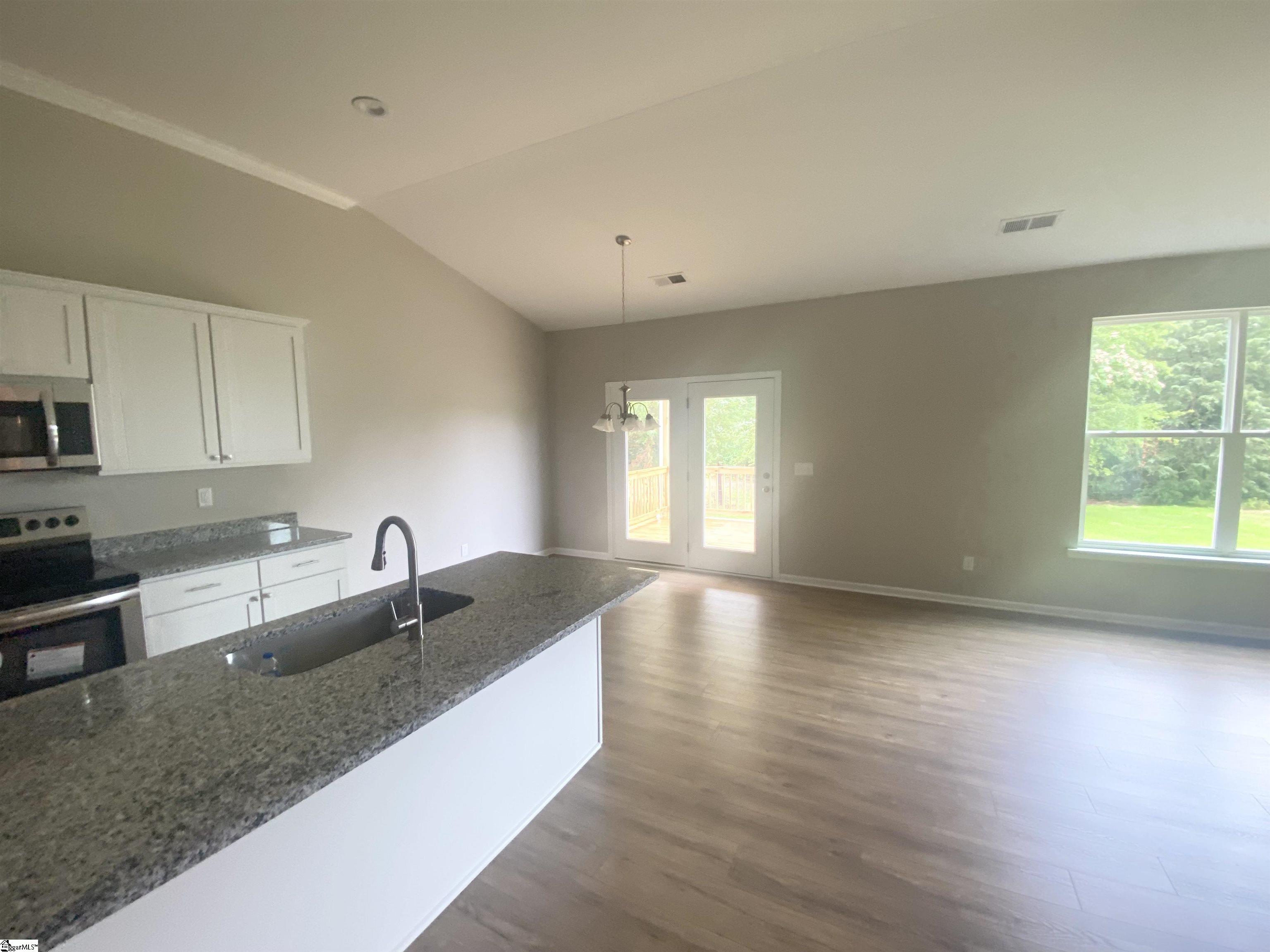 2006 Friendship Church Road Gray Court, SC 29645 - Photo 7 of 29