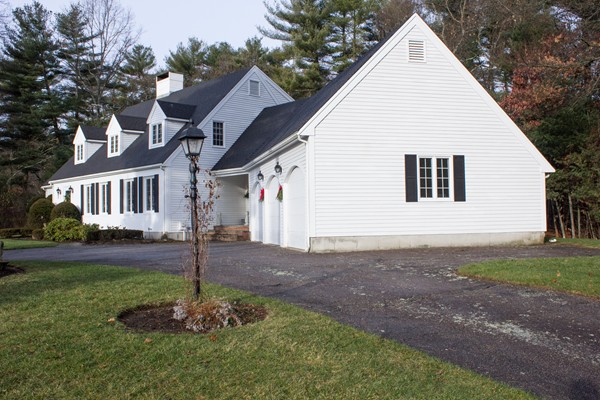48 Ledgetree Road Medfield, MA 02052 - Photo 2 of 30 Gallery Image 2