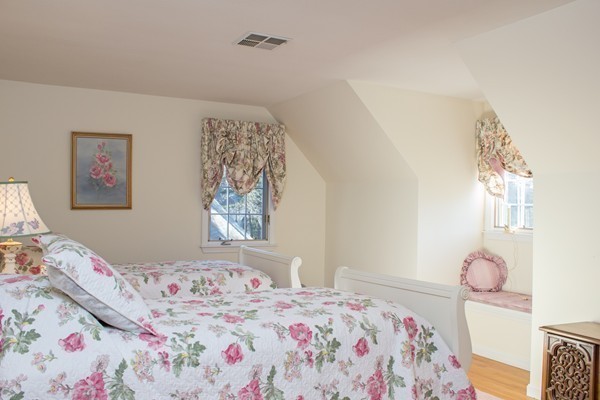 48 Ledgetree Road Medfield, MA 02052 - Photo 25 of 30 Gallery Image 25