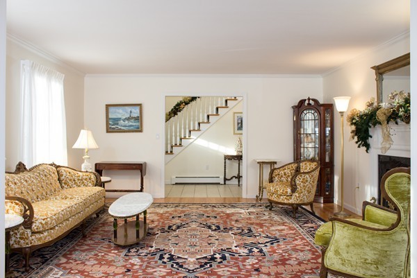 48 Ledgetree Road Medfield, MA 02052 - Photo 4 of 30 Gallery Image 4