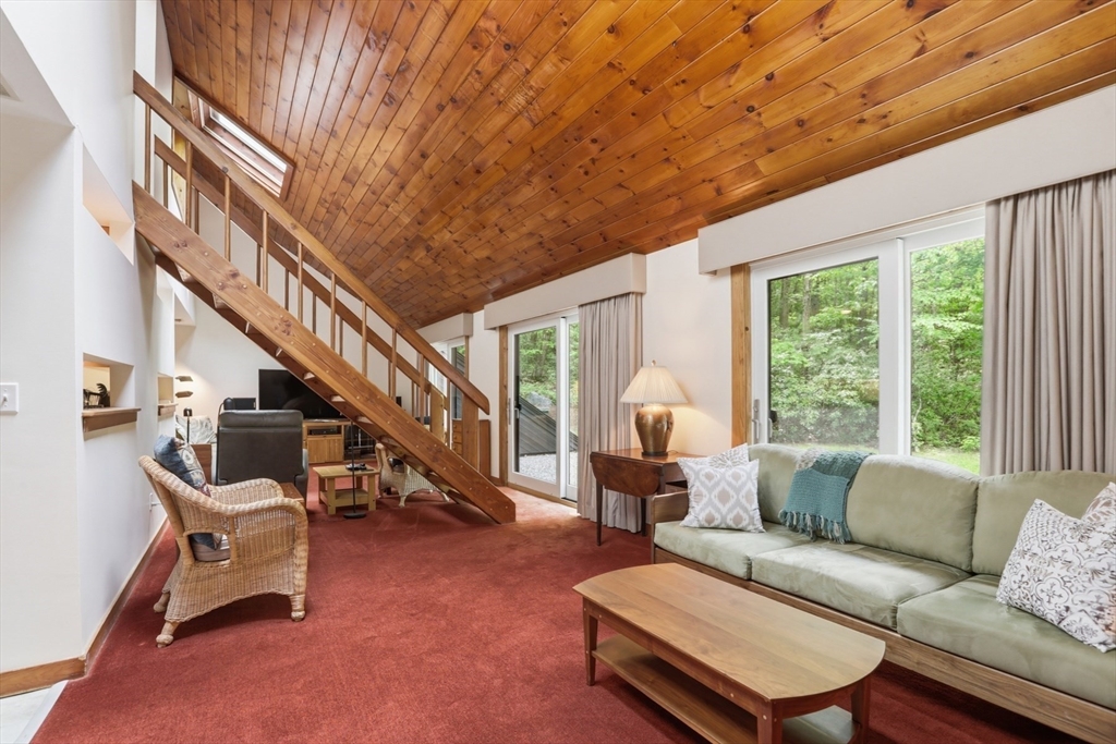 39 Hog Hill Road Pepperell, MA 01463 - Photo 15 of 42 Gallery Image 15