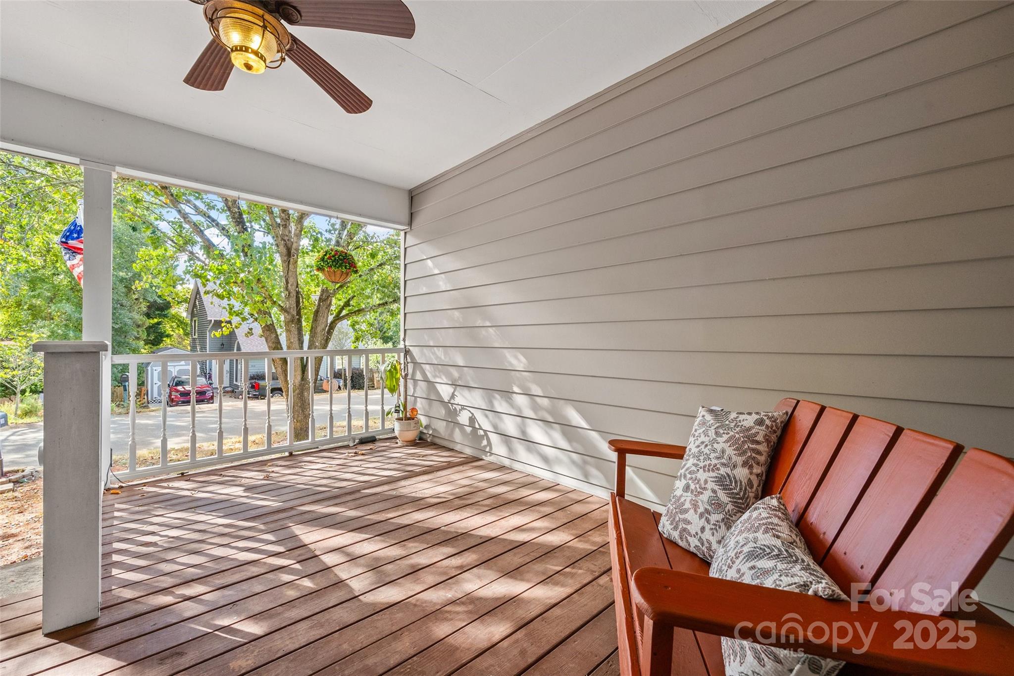 9013 Windjammer Drive Tega Cay, SC 29708 - Photo 3 of 20