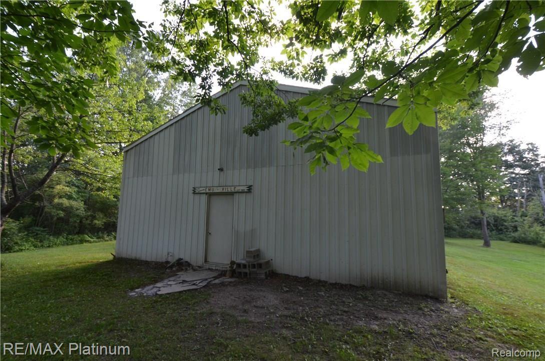 4726 East Clyde Road Howell, MI 48855 - Photo 34 of 35 4726 East Clyde Rd. 40