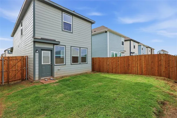 $1,600 | 6102 Pinion Trail, Princeton, TX 75407