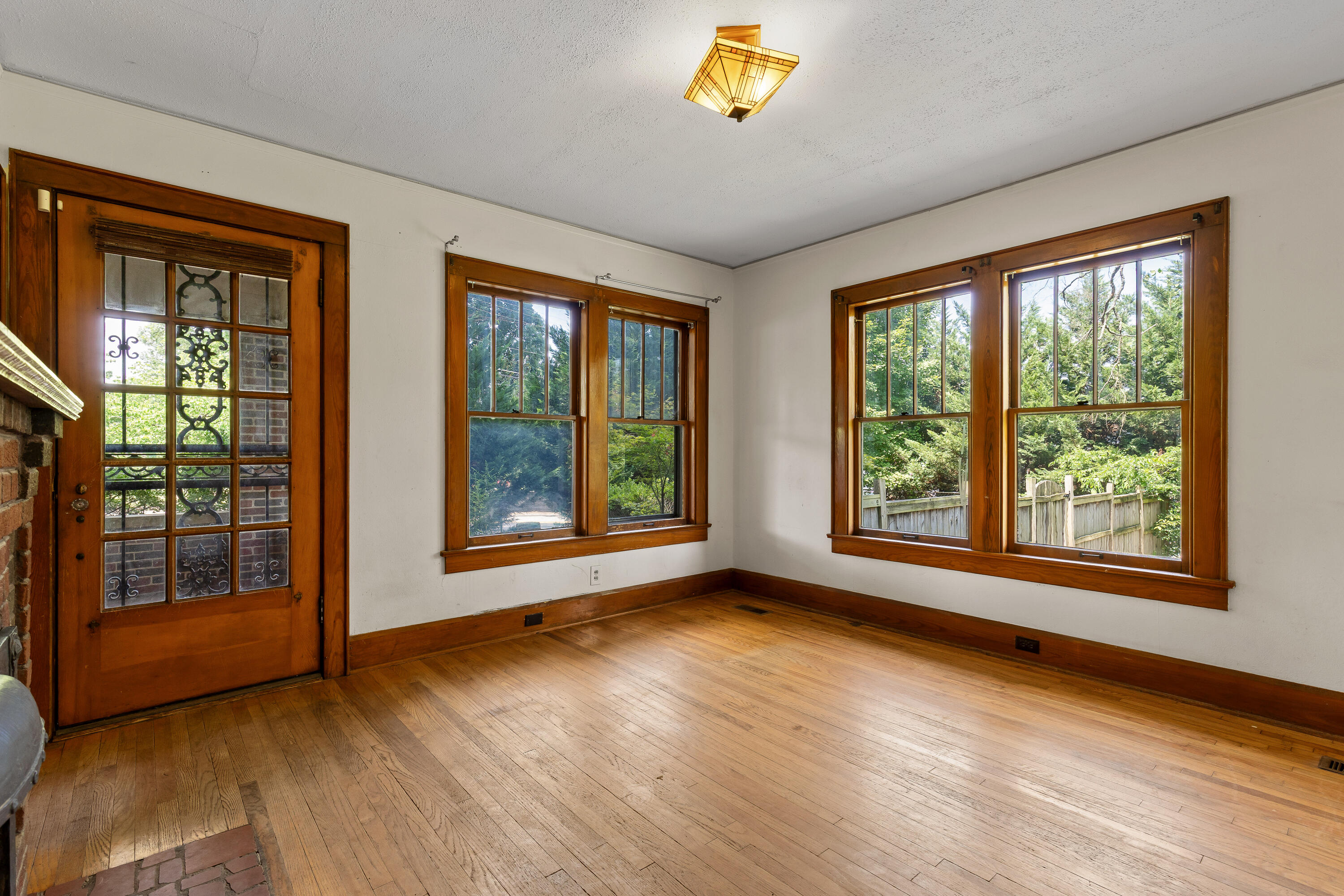 6801 Tyner Road Chattanooga, TN 37421 - Photo 11 of 40 Front Door