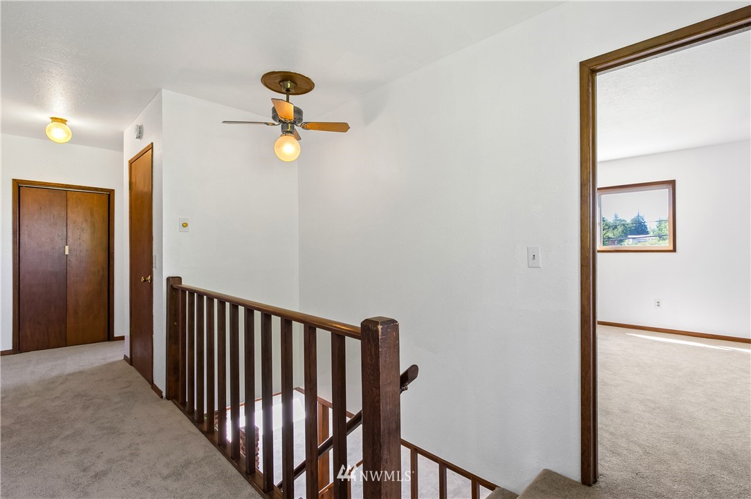560 East Laurel Road Bellingham, WA 98226 - Photo 22 of 38
