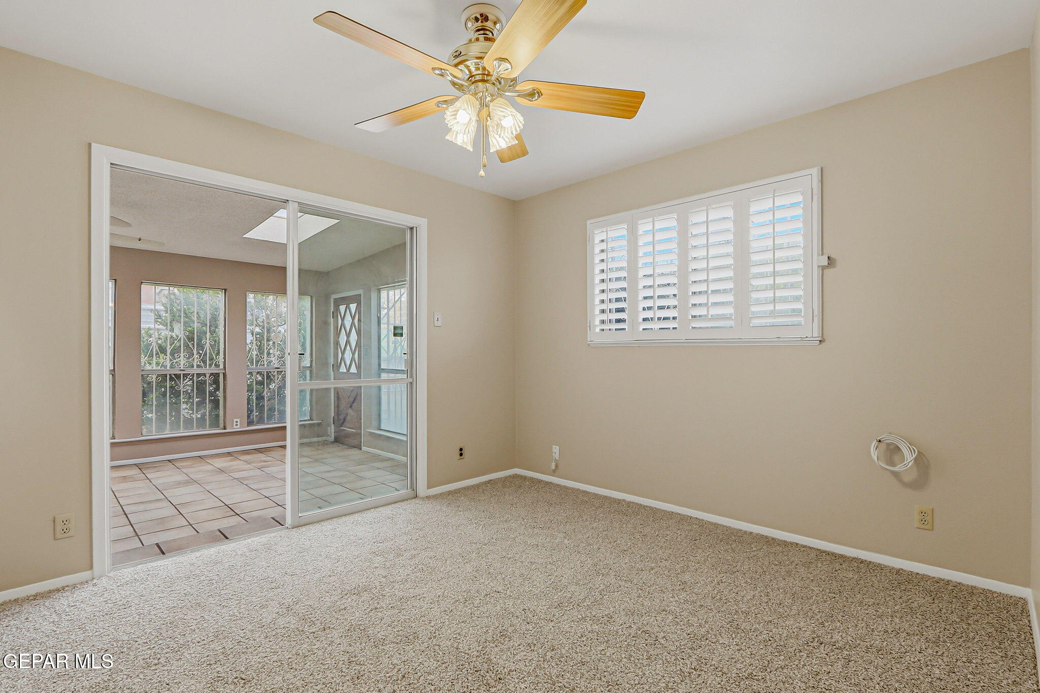 3212 Donegal Road El Paso, TX 79925 - Photo 16 of 37 a view of an empty room with a window