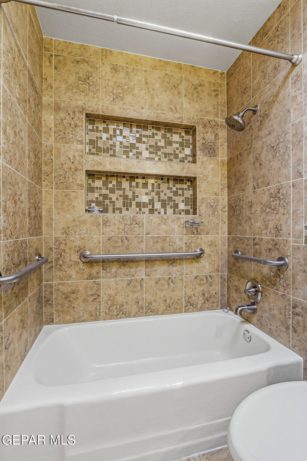 3212 Donegal Road El Paso, TX 79925 - Photo 24 of 37 28-web-or-mls-IMG_9387