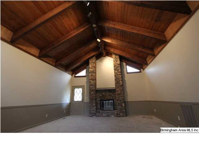 631 Hillyer High Road Anniston, AL 36207 - Photo 3 of 32