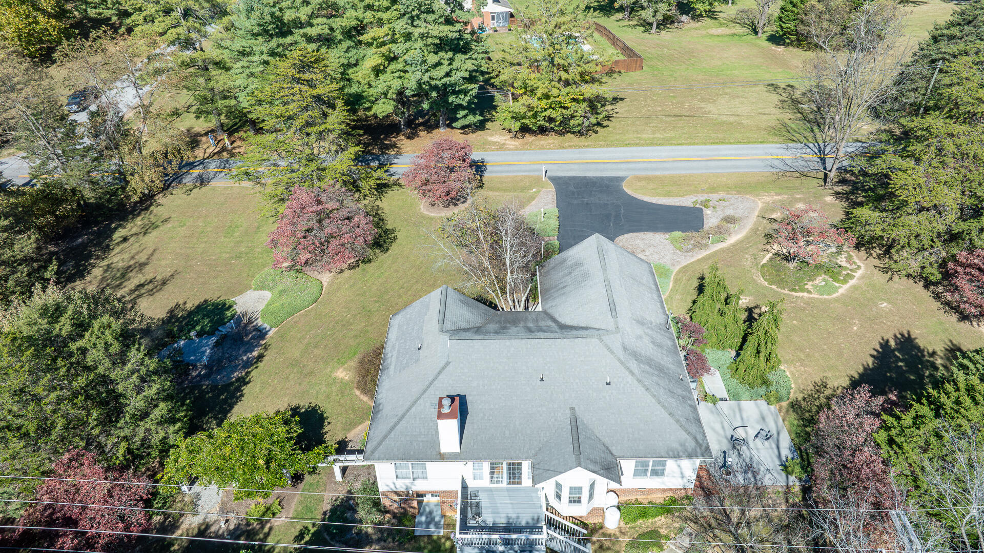 2697 Country Club Road Troutville, VA 24175 - Photo 5 of 75 2679 Country Club-5