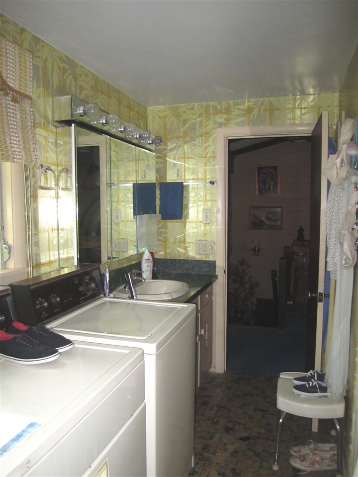 70 Rundlett Hill Road Bedford, NH 03110 - Photo 18 of 20 Gallery Image 18