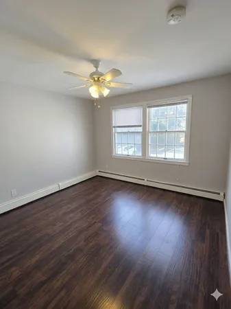 $1,950 | 933 Lafayette Avenue, Unit 2, Hawthorne, NJ 07506