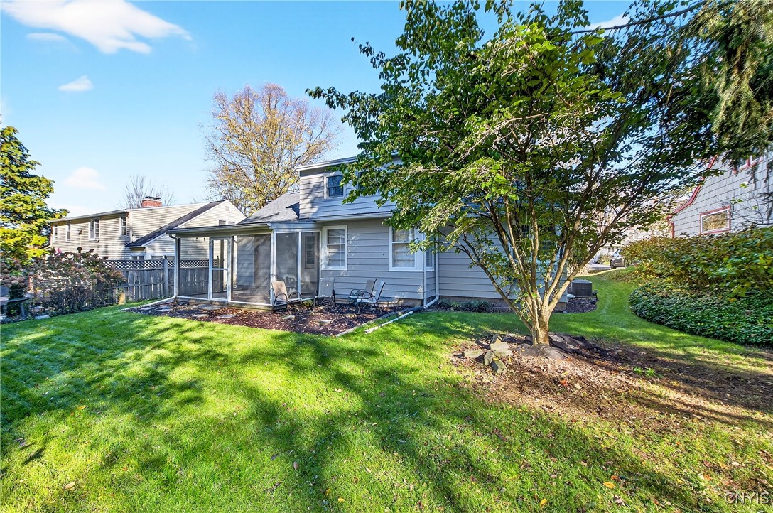 1344 Westmoreland Avenue Syracuse, NY 13210 - Photo 36 of 37