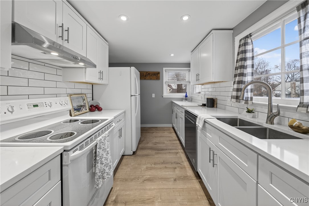 1344 Westmoreland Avenue Syracuse, NY 13210 - Photo 5 of 37