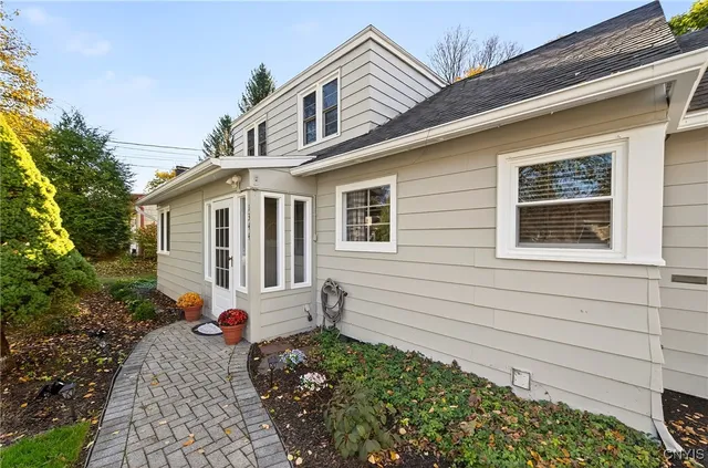$299,900 | 1344 Westmoreland Avenue, Syracuse, NY 13210