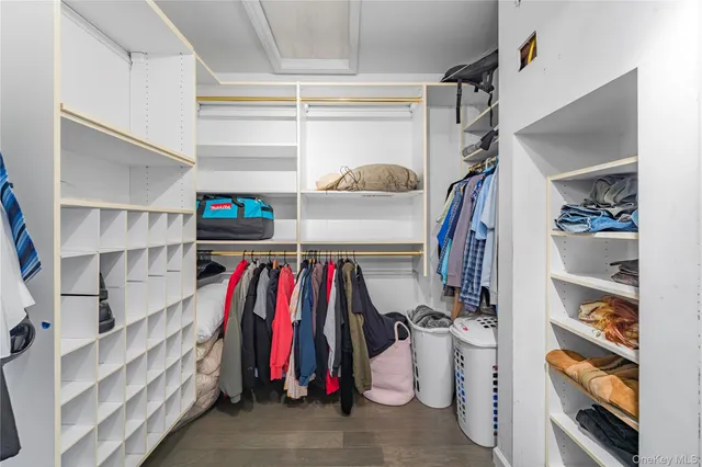 $625,000 | 17 Brendella Court, Wallkill, NY 12589