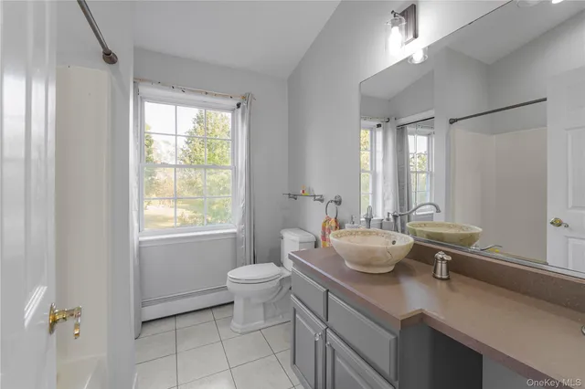 $625,000 | 17 Brendella Court, Wallkill, NY 12589