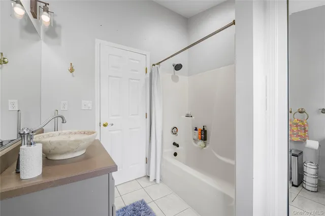 $625,000 | 17 Brendella Court, Wallkill, NY 12589