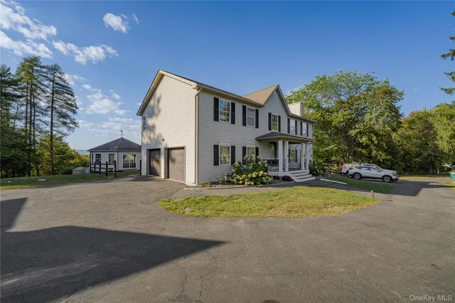 $625,000 | 17 Brendella Court, Wallkill, NY 12589