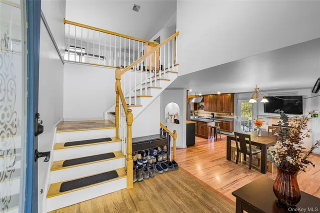 $625,000 | 17 Brendella Court, Wallkill, NY 12589