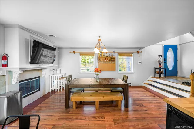 $625,000 | 17 Brendella Court, Wallkill, NY 12589