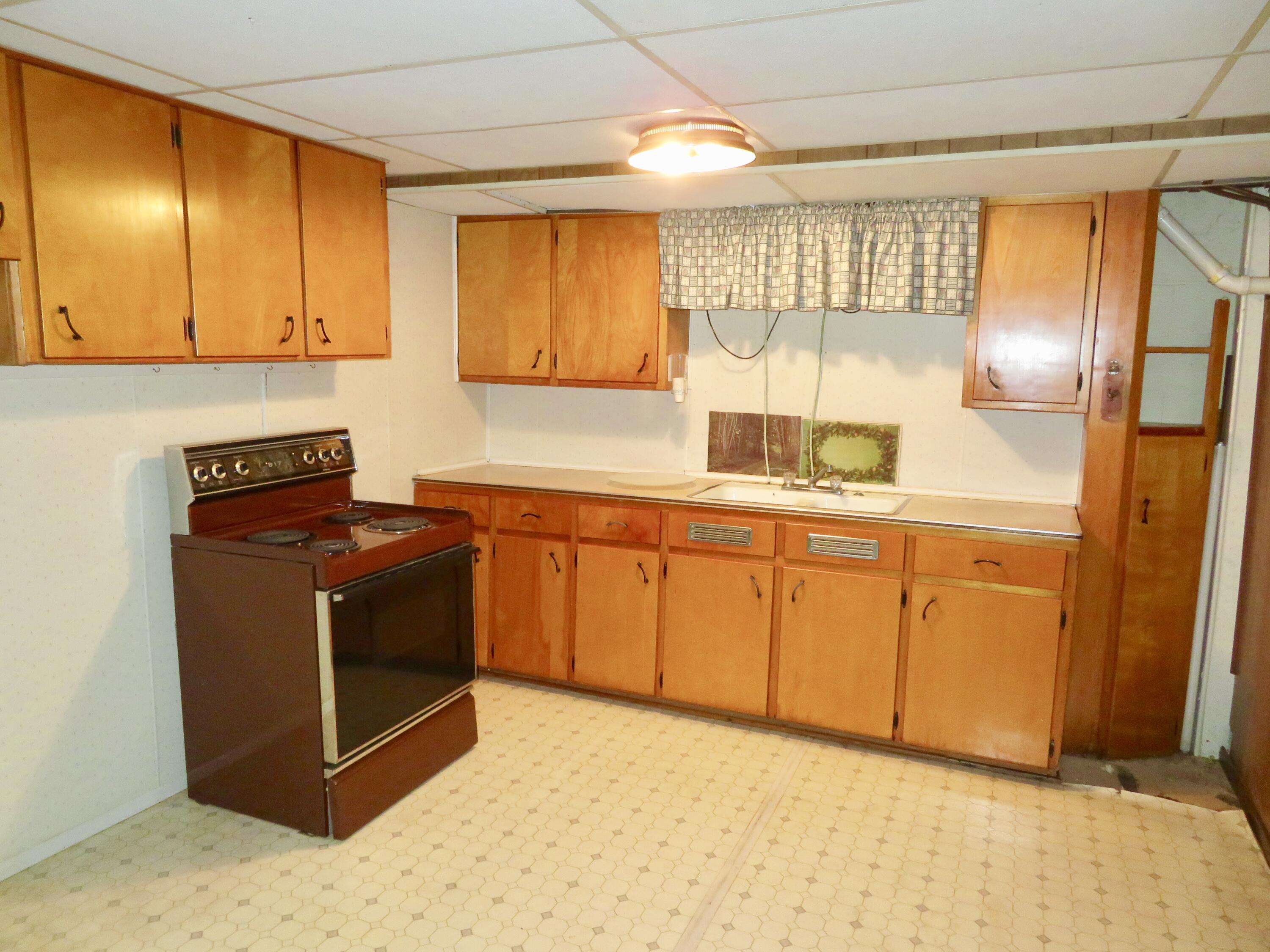 163 Rose Street Britton, MI 49229 - Photo 22 of 22 fullsizeoutput_154