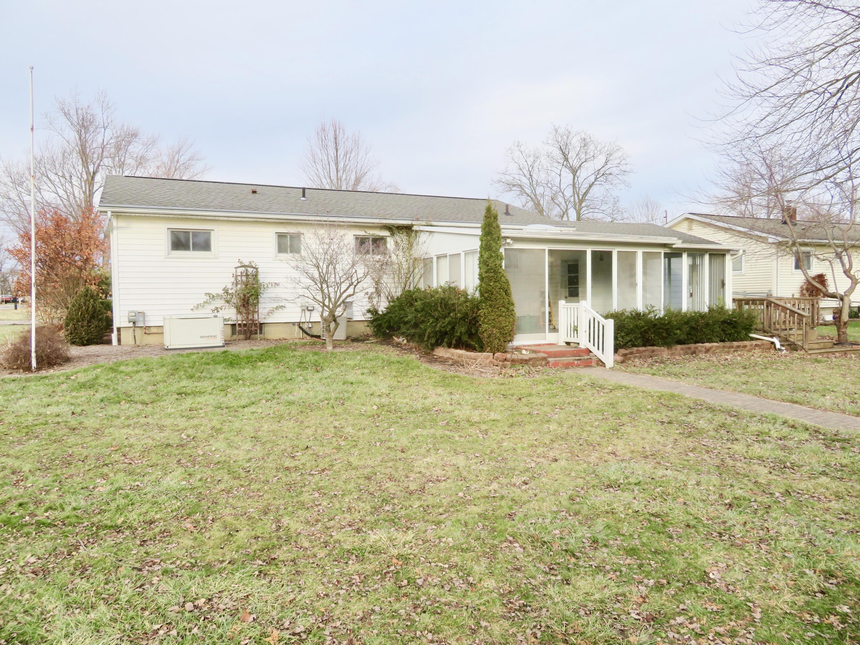 163 Rose Street Britton, MI 49229 - Photo 6 of 22 fullsizeoutput_151