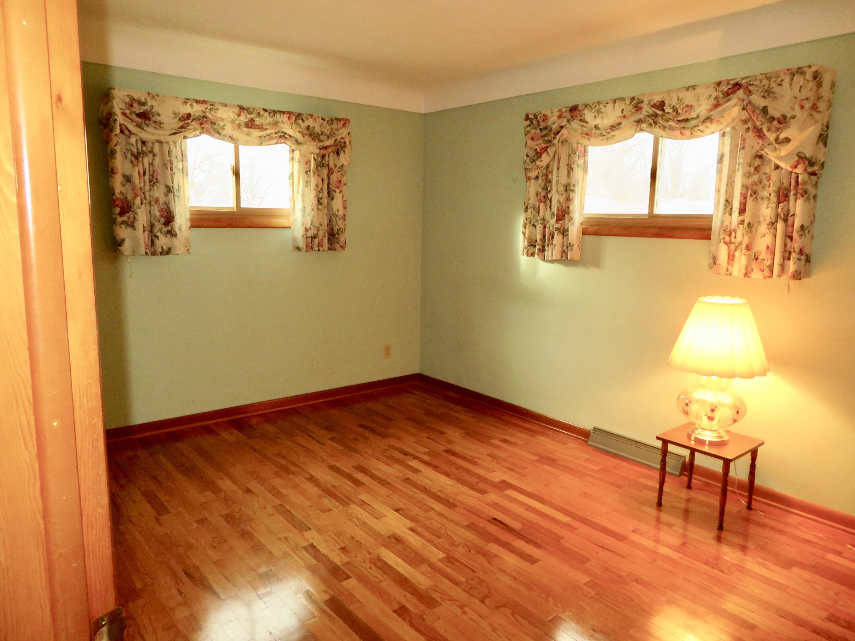 163 Rose Street Britton, MI 49229 - Photo 9 of 22 fullsizeoutput_149