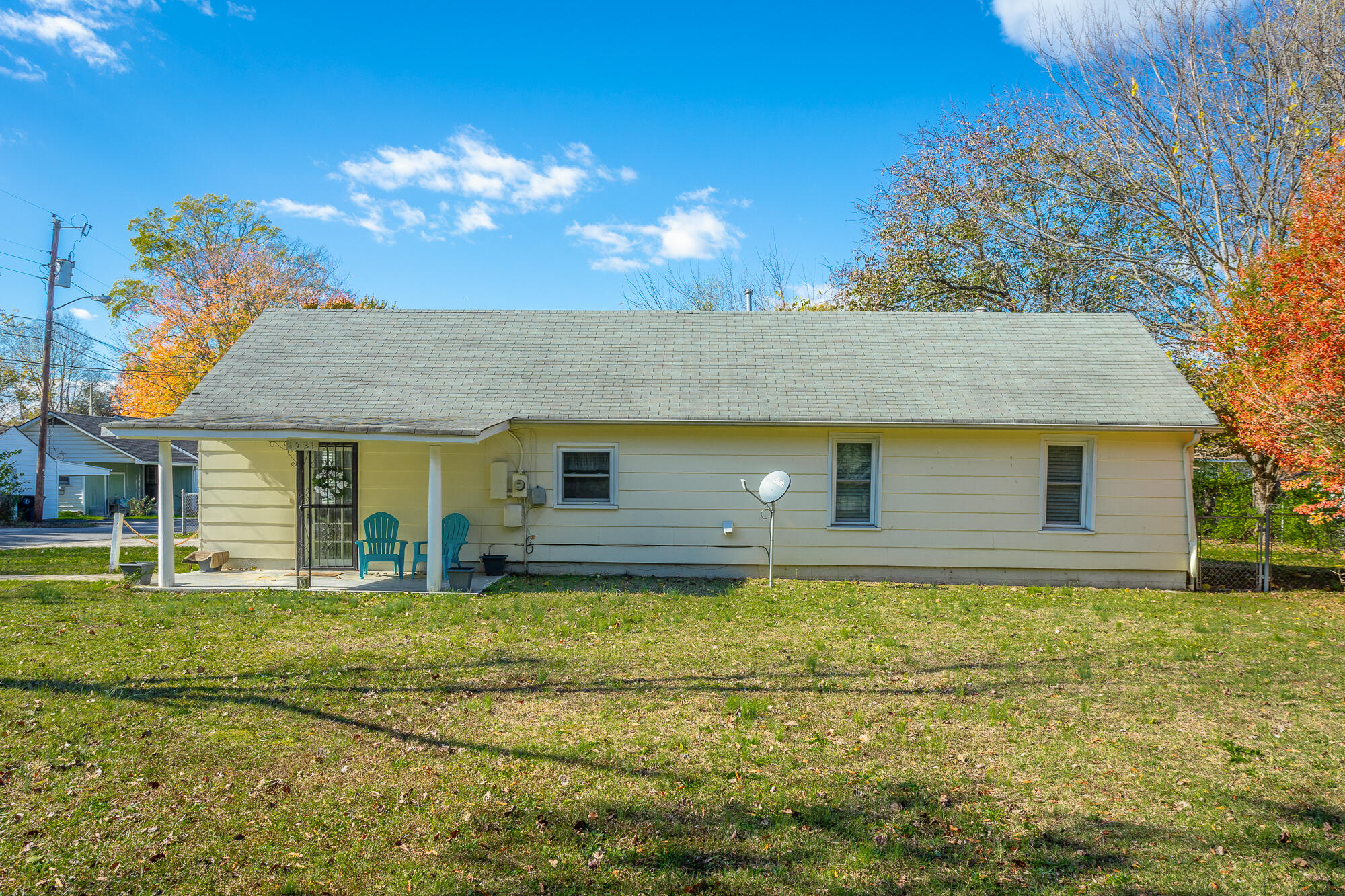 1521 South Mack Smith Road Chattanooga, TN 37412 - Photo 2 of 26 Front of the Home