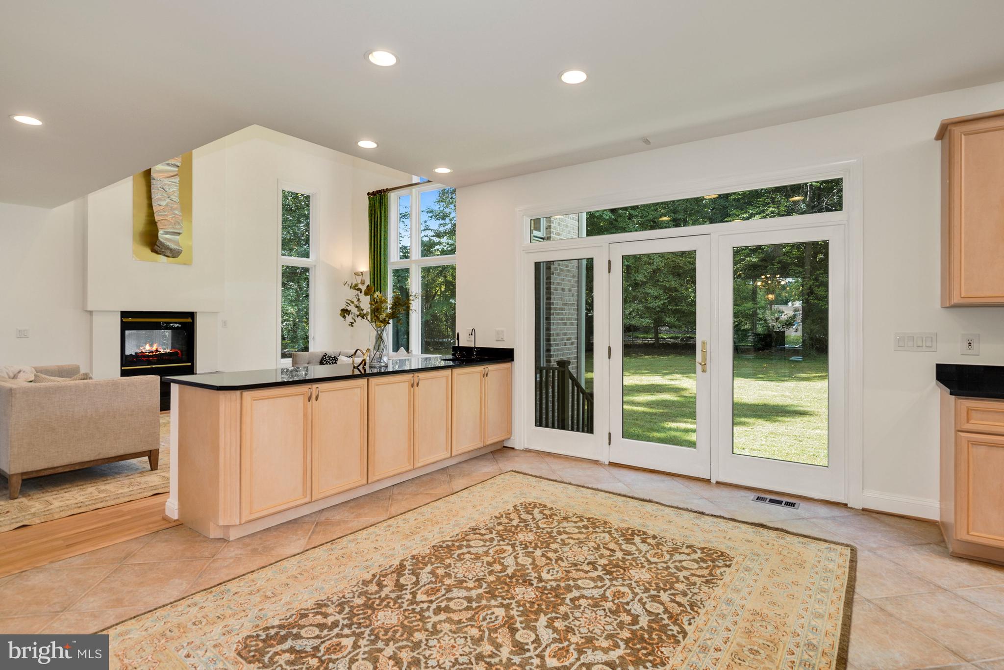 10121 Glen Road Potomac, MD 20854 - Photo 26 of 70 Floor to ceiling windows/doors