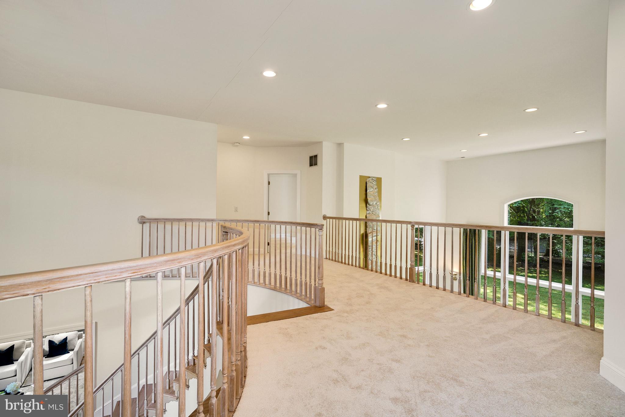 10121 Glen Road Potomac, MD 20854 - Photo 36 of 70 Overlooks the foyer and family room