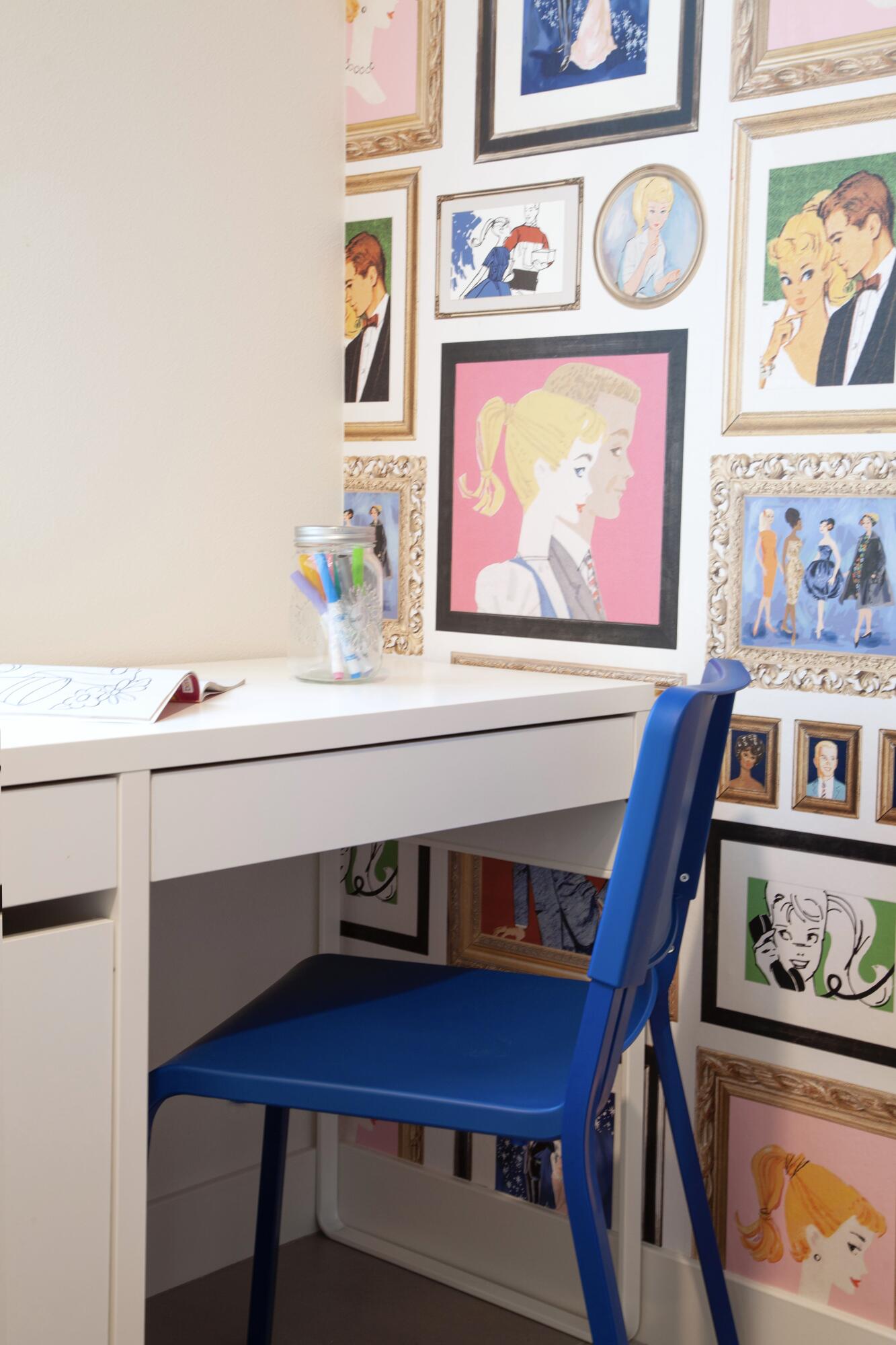 80215 Whisper Rock Way La Quinta, CA 92253 - Photo 41 of 63 a room with furniture and wooden floor